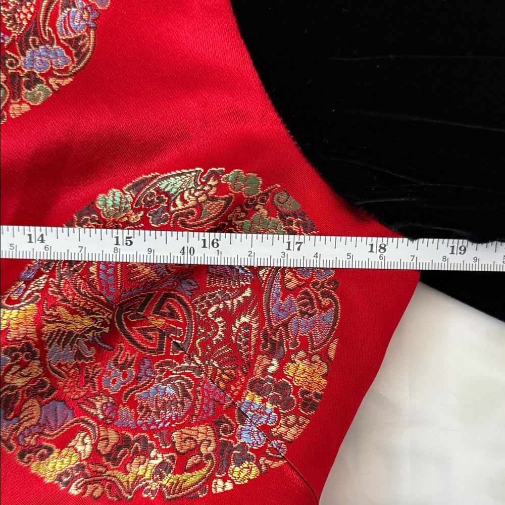 Hanren Red Jacket - Picture 6 of 6